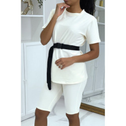 Ensemble T-shirt et cycliste beige avec ceinture