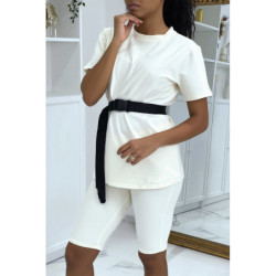 Ensemble T-shirt et cycliste beige avec ceinture