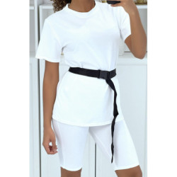 Ensemble T-shirt et cycliste blanc avec ceinture