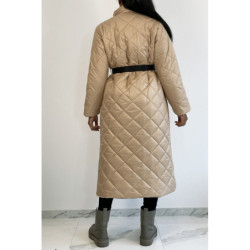 Long manteau matelassé rose gold très chic à ceinture