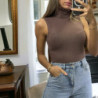 Top sans manche marron très extensible en col roulé allant jusqu'au 46