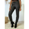 Pantalon cargo noir en simili