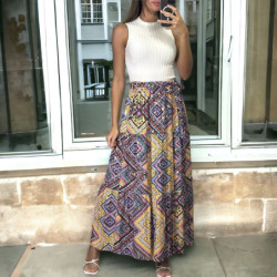 Longue jupe lilas évasé avec joli motif