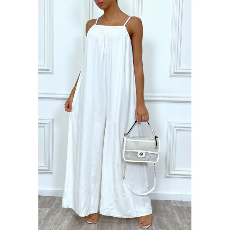 Combinaison blanche oversize à bretelle