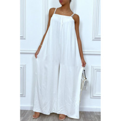 Combinaison blanche oversize à bretelle