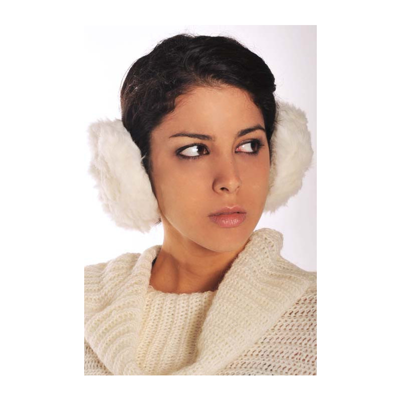 Cache oreille a fourrure super fashion, a porter très classe. Grossiste de vêtement