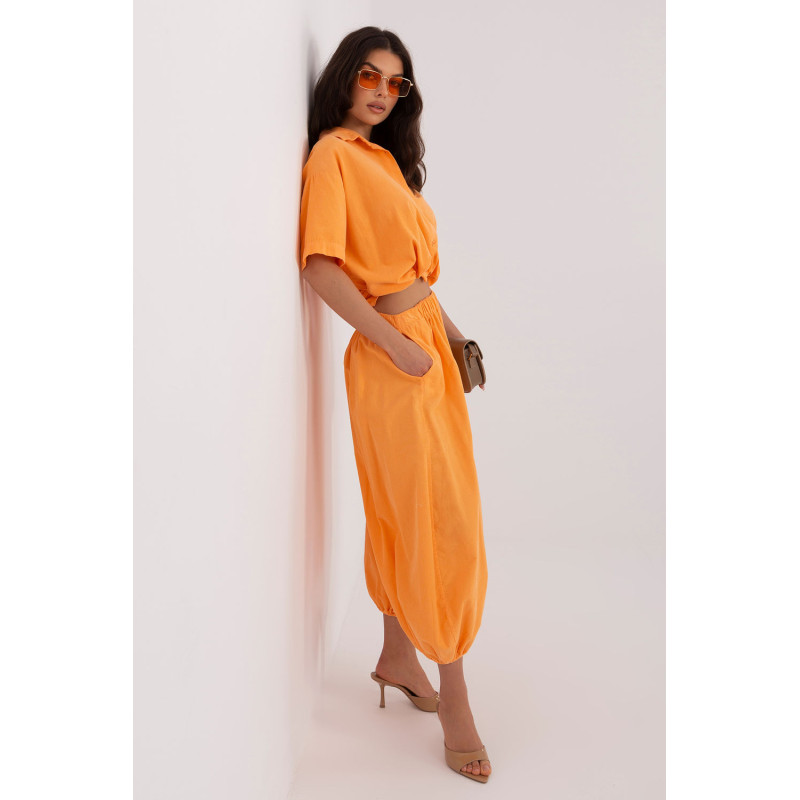 Pantalon Italy Moda Pantalon en velours côtelé 226228
