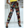 Pantalon fluide noir à motif floral B-59