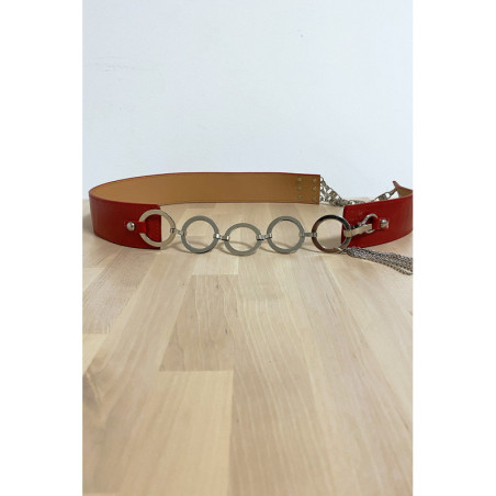 Ceinture rouge avec accessoire en cercles et en strass