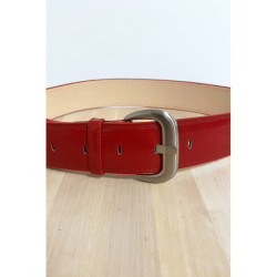 Ceinture rouge avec jolie boucle