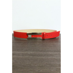 Ceinture rouge avec boucle rectangulaire et strass