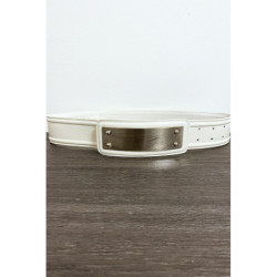 Ceinture blanche avec longue boucle rectangulaire