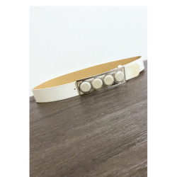 Ceinture beige avec 4 pierres beige à la boucle