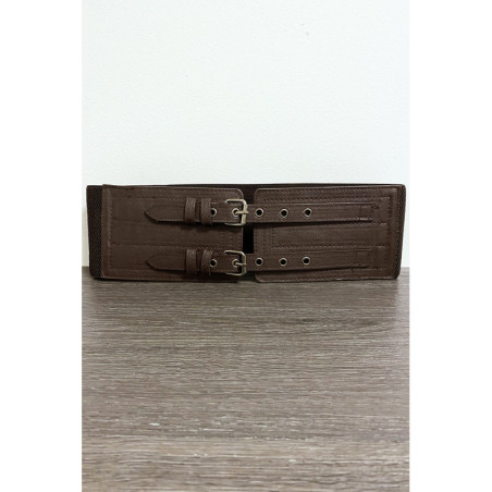 Grosse ceinture marron avec deux anneaux et élastique à la taille