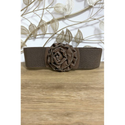 Ceinture marron avec boucle en forme de fleure ornée de strass