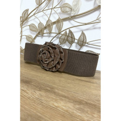 Ceinture marron avec boucle en forme de fleure ornée de strass