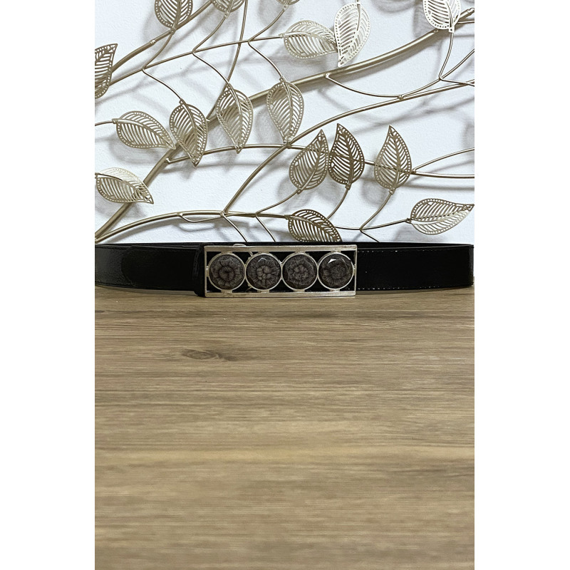 Ceinture noir avec 4 pierres beige à la boucle
