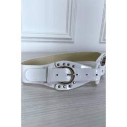 Ceinture blanche avec deux attaches et un cercle au milieu