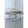 Ceinture blanche avec deux attaches et un cercle au milieu