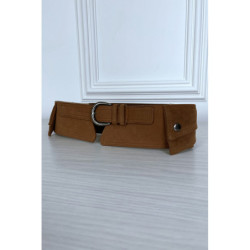 Ceinture camel en suédine avec pochette intégré sur les côtés