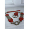 Ceinture rouge en simili avec chêne et accessoire argenté