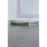 Ceinture blanche à chaîne large et fermeture à pression au dos