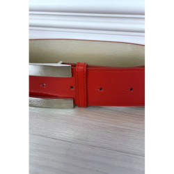 Ceinture rouge avec boucle rectangle