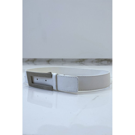 Ceinture blanche à boucle rectangulaire destroy