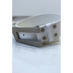 Ceinture blanche à boucle rectangulaire destroy