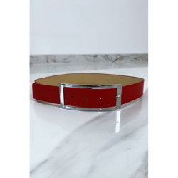 Ceinture rouge avec boucle argenté