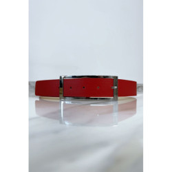 Ceinture rouge avec boucle argenté