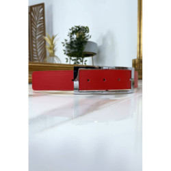 Ceinture rouge avec boucle argenté