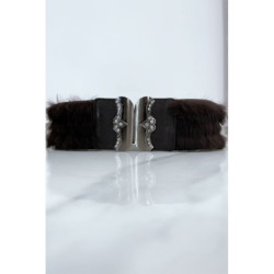 Ceinture élastique marron avec accessoire et plume