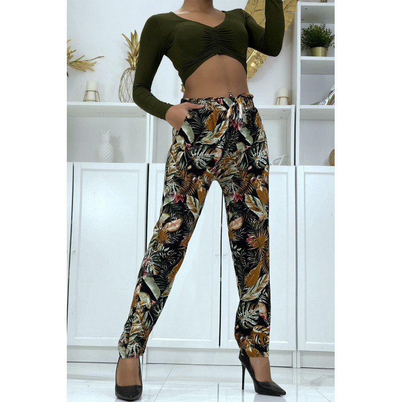 Pantalon fluide noir à motif floral B-23
