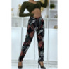 Pantalon fluide noir à motif floral B-15