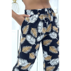 Pantalon feuillage noire fluide élastique à la taille et aux chevilles