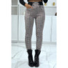 Pantalon rose motif carreaux avec poches boutons et élastique à la taille