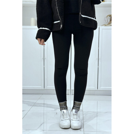 Pantalon slim noir à fausses poches et motif aztèque aux pieds