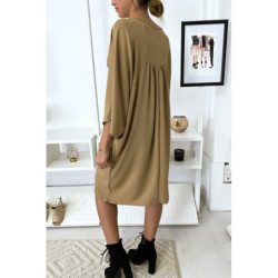 Robe classe camel à manches courtes
