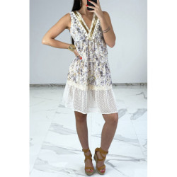 Robe d'été bleue à imprimé coloré et crochet style bohème