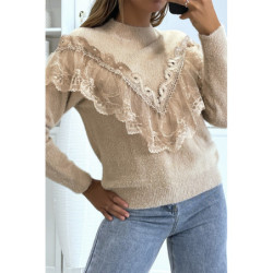 Pull  couleur taupe tout doux à col montant et volant brodé style rétro