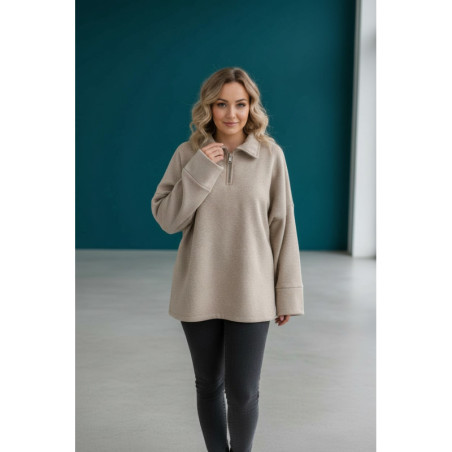 Sweat beige Oversize à Col Zippé – Douceur & Style Italien