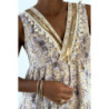 Robe d'été bleue à imprimé coloré et crochet style bohème