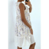 Robe d'été bleue à imprimé coloré et crochet style bohème
