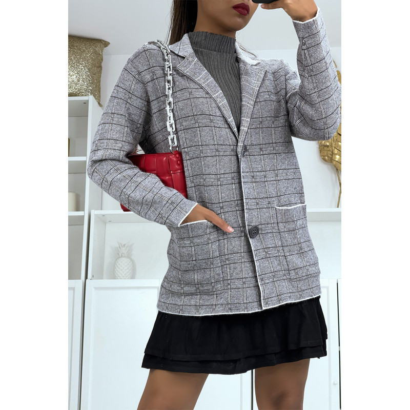 Gilet gris à col revers et pression