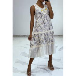 Robe longue fluide à imprimé floral bleu détails broderie ajourée