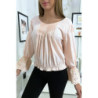 Blouse rose plissé au buste avec volant en dentelle aux manches