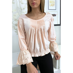 Blouse rose plissé au buste avec volant en dentelle aux manches