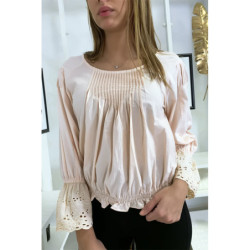 Blouse rose plissé au buste avec volant en dentelle aux manches